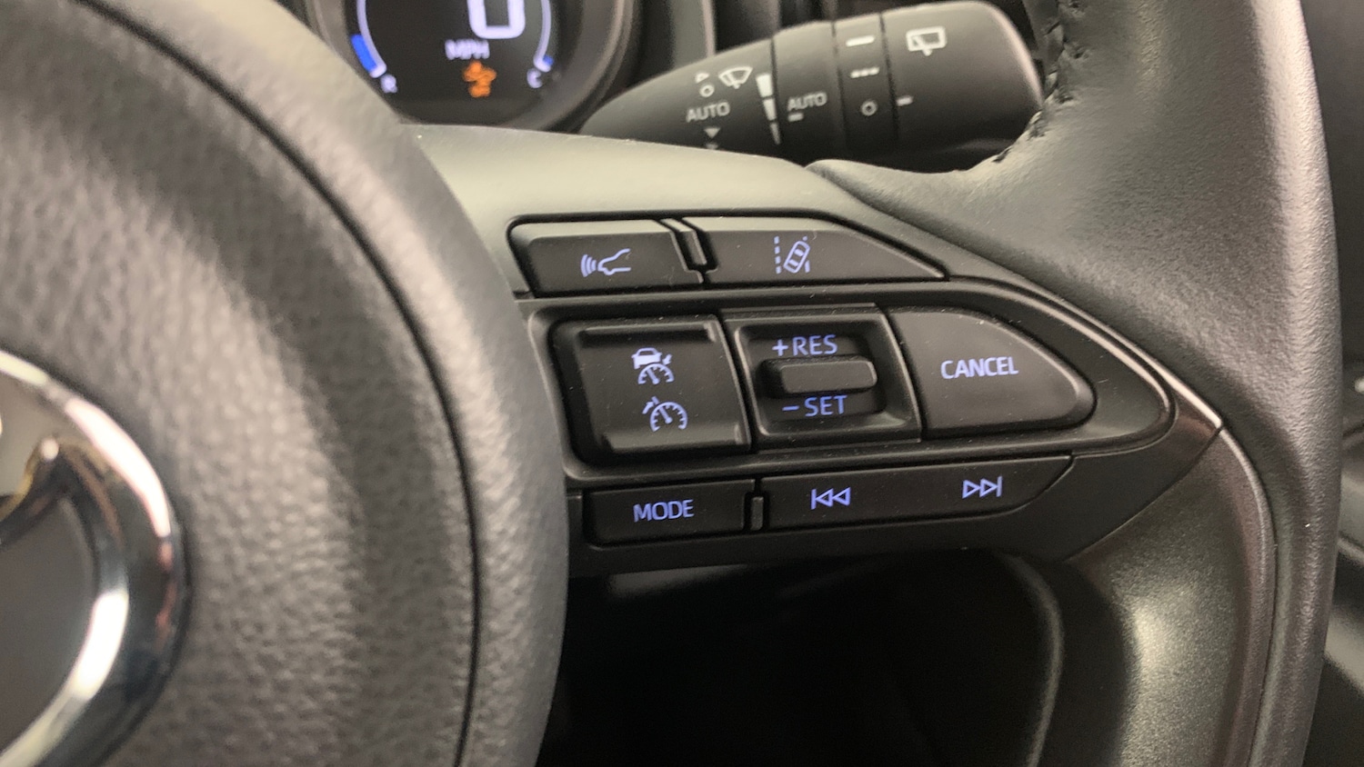 Used Toyota Yaris Cross 2023 for sale - 76937155: Photo 18