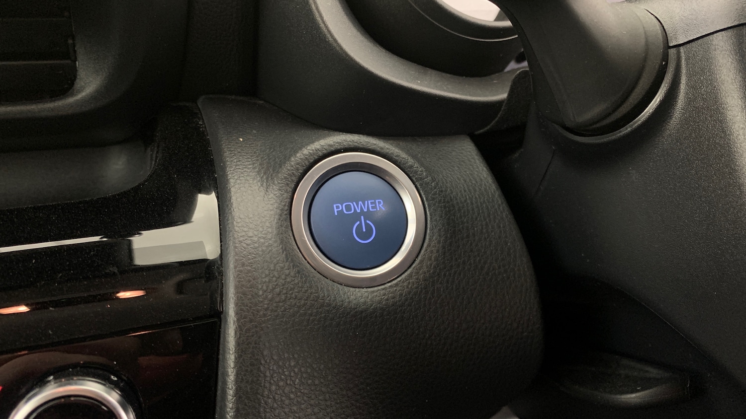 Used Toyota Yaris Cross 2023 for sale - 76937155: Photo 31