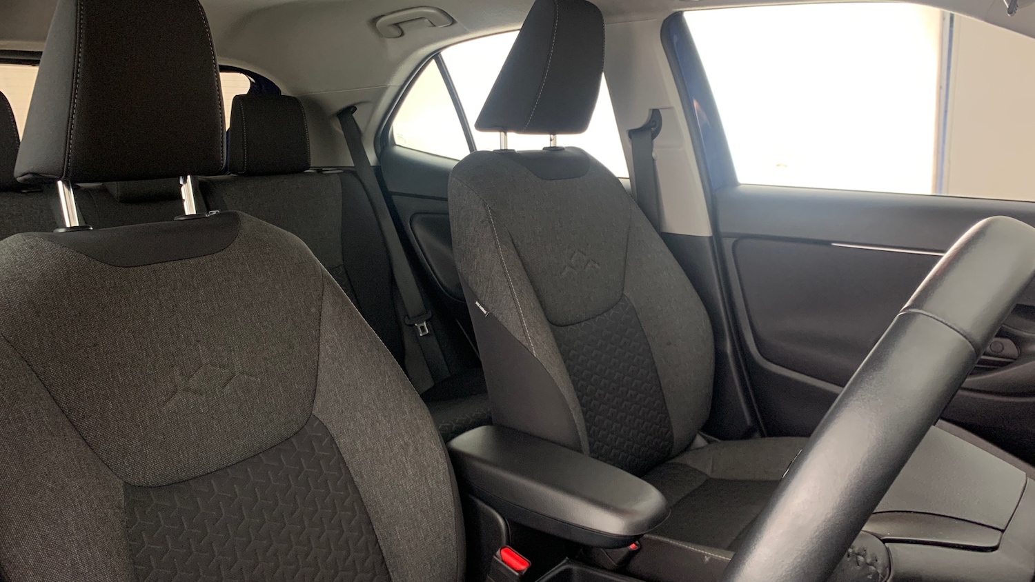 Used Toyota Yaris Cross 2023 for sale - 76937155: Photo 40