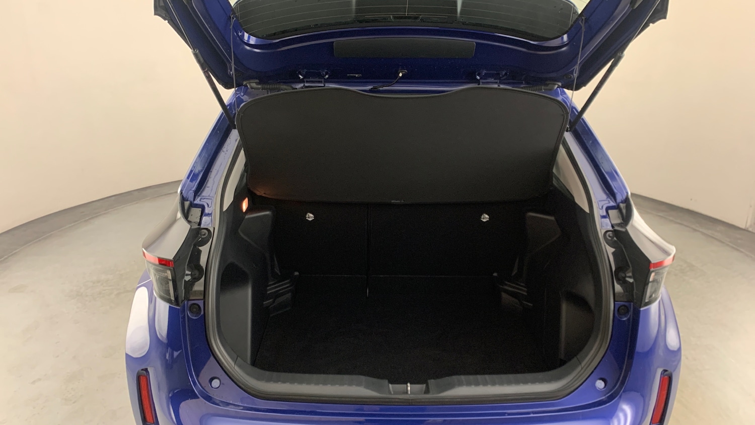 Used Toyota Yaris Cross 2023 for sale - 76937155: Photo 5