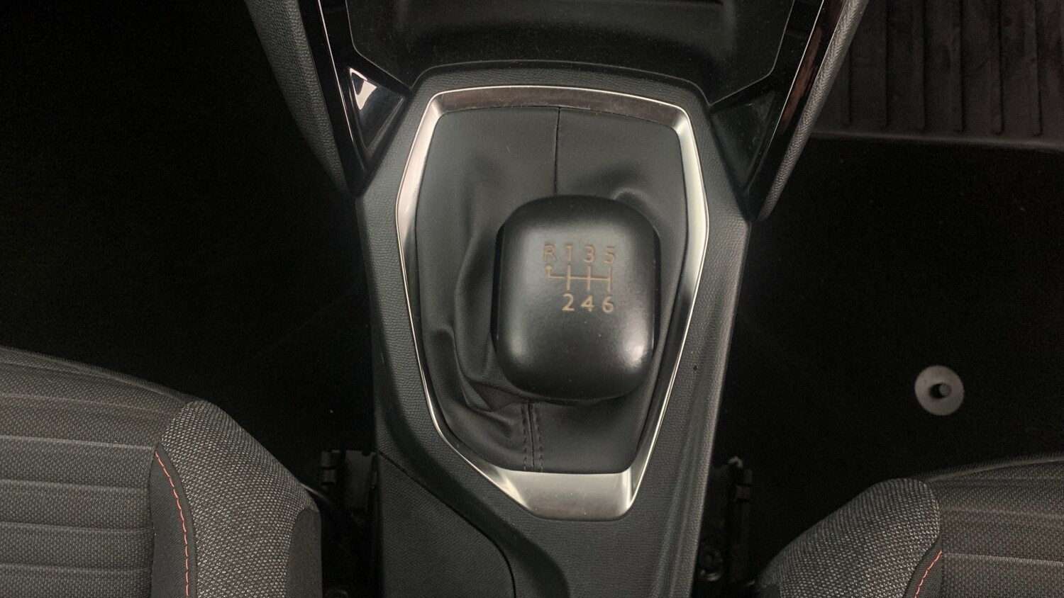 Used Peugeot 2008 2023 for sale - 76447021: Photo 31