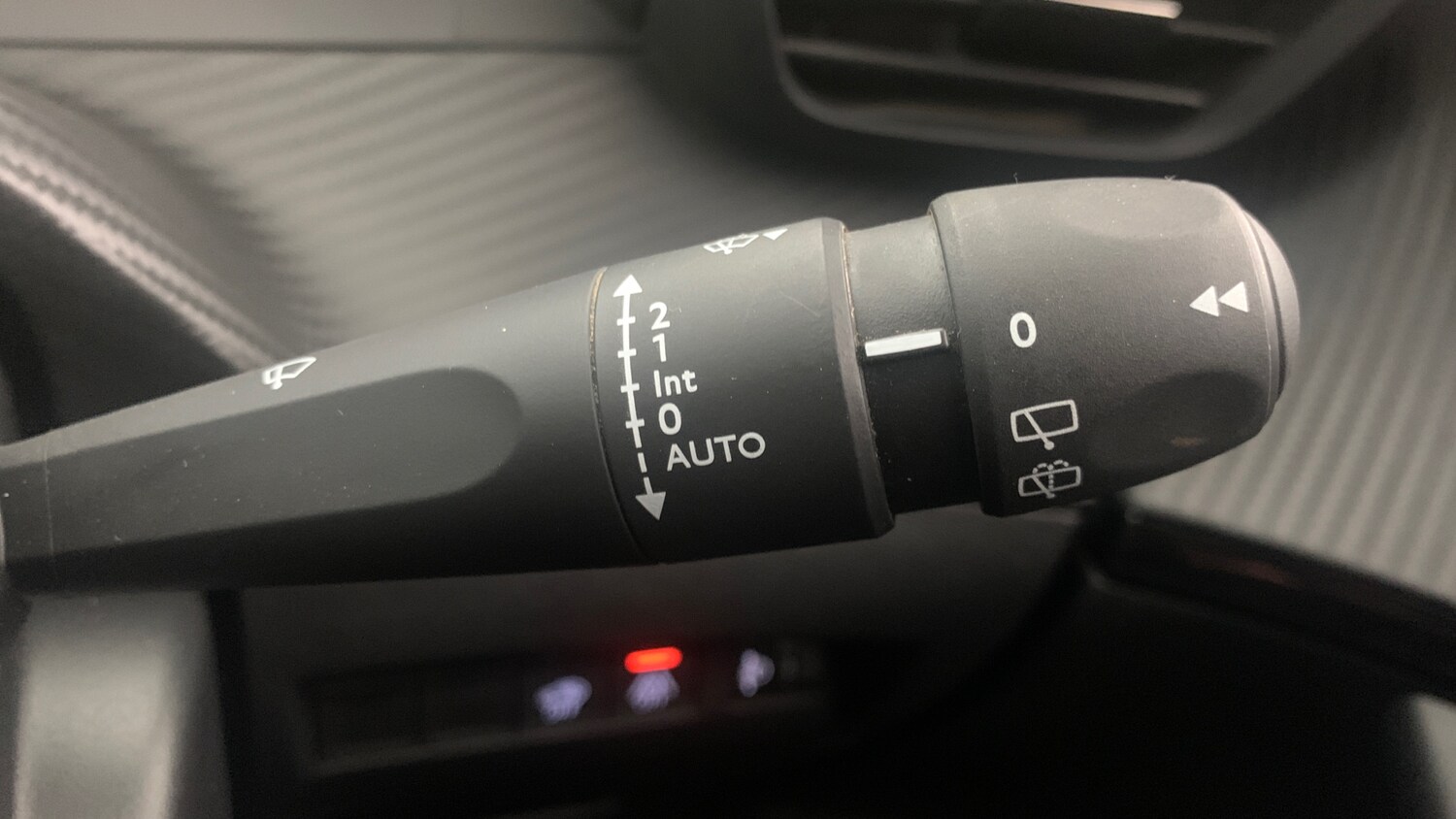 Used Peugeot 2008 2023 for sale - 76447021: Photo 36