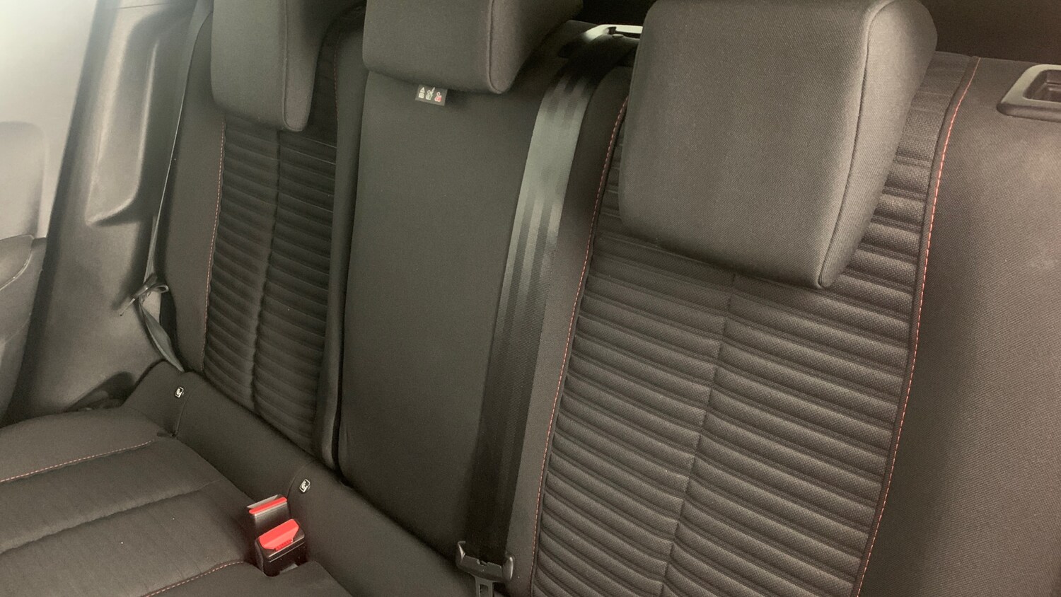 Used Peugeot 2008 2023 for sale - 76447021: Photo 8