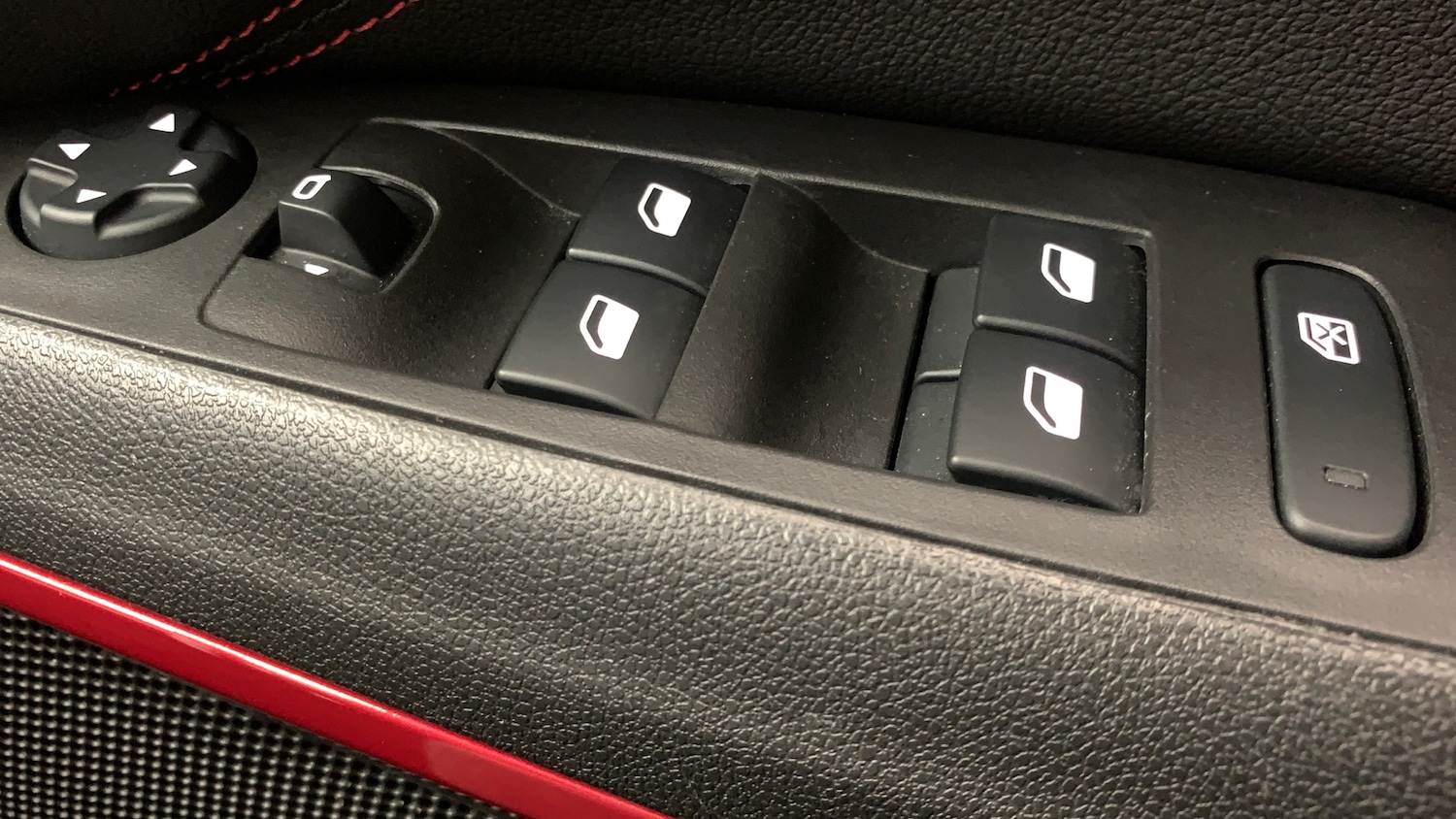 Used Vauxhall Crossland 2023 for sale - 77132408: Photo 42