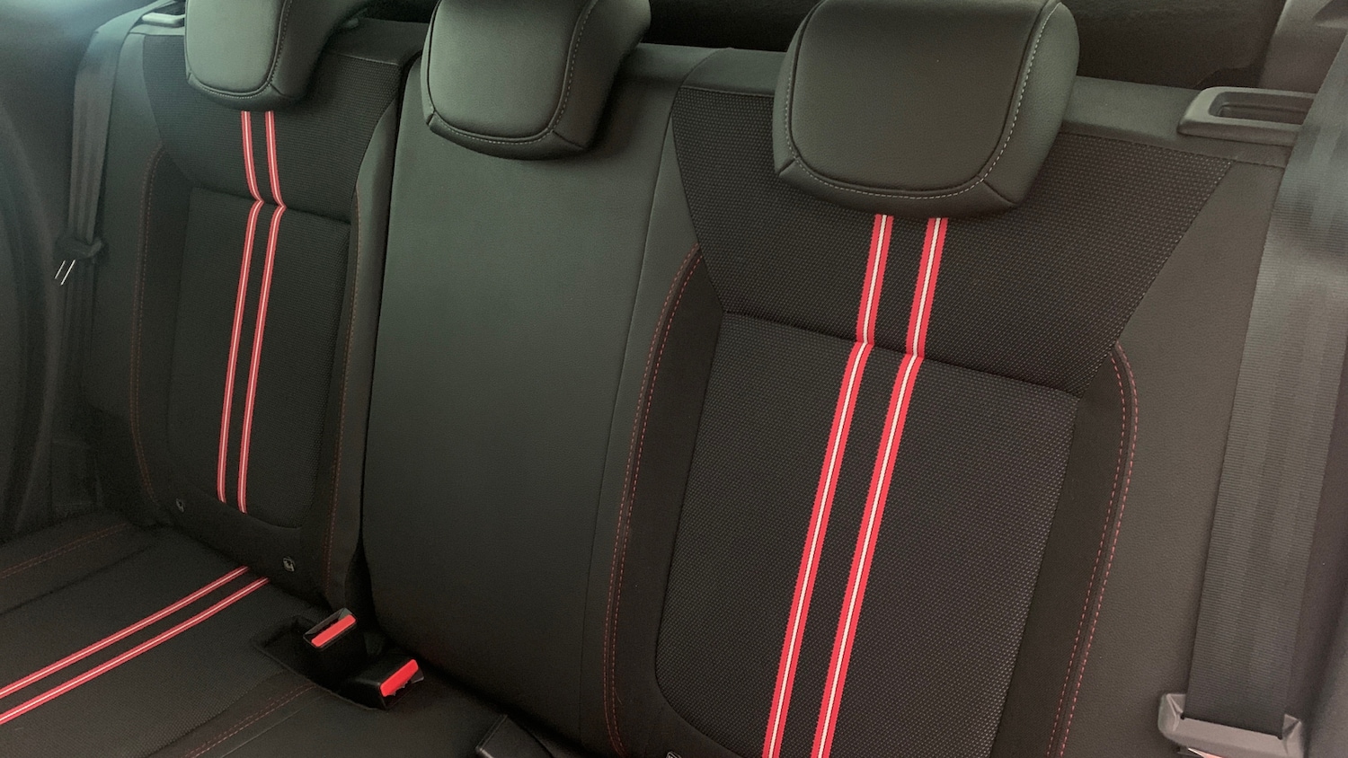 Used Vauxhall Crossland 2023 for sale - 77132408: Photo 9