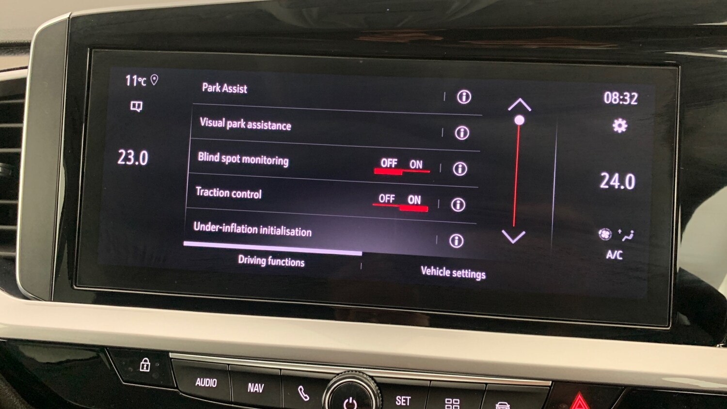 Used Vauxhall Grandland 2024 for sale - 77441952: Photo 31