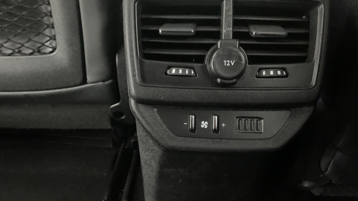 Used Peugeot 5008 2022 for sale - 77659627: Photo 42