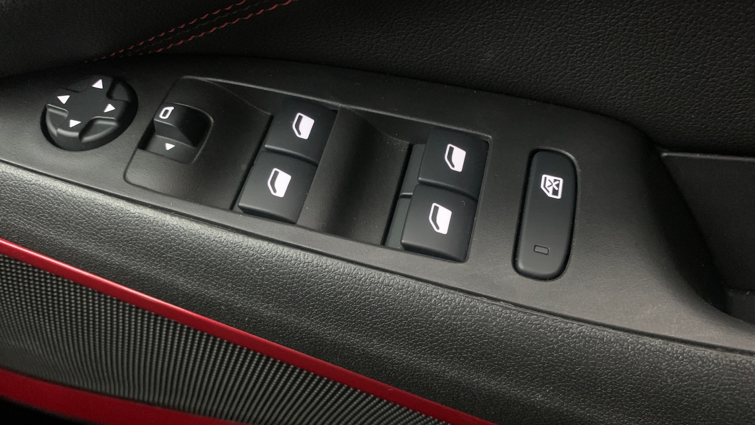 Used Vauxhall Crossland 2023 for sale - 77994663: Photo 39