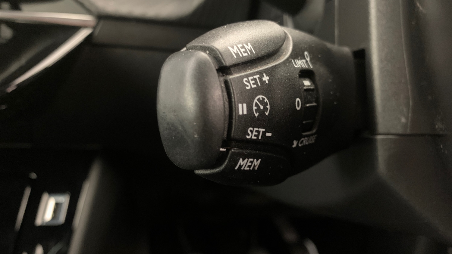 Used Peugeot 208 2022 for sale - 76318429: Photo 36