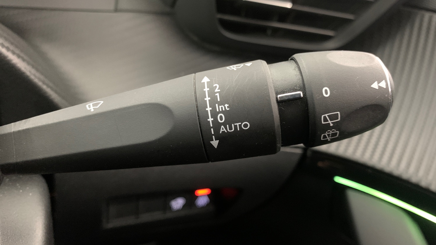 Used Peugeot 208 2022 for sale - 76318429: Photo 38
