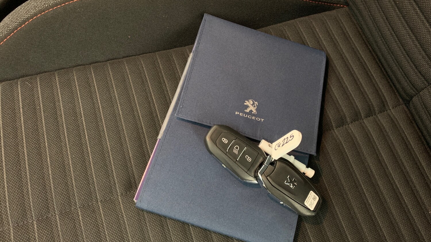 Used Peugeot 208 2023 for sale - 77626880: Photo 42