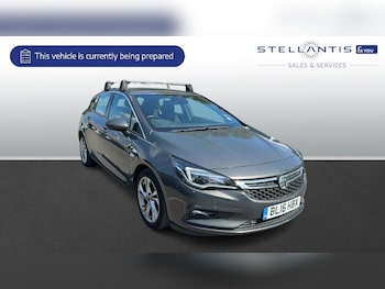 2016 - 1.6 CDTi BlueInjection SRi Hatchback 5dr Diesel Manual Euro 6 (s/s) (136 ps
