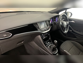 Used Vauxhall Astra 2016 for sale - 75966335: Photo