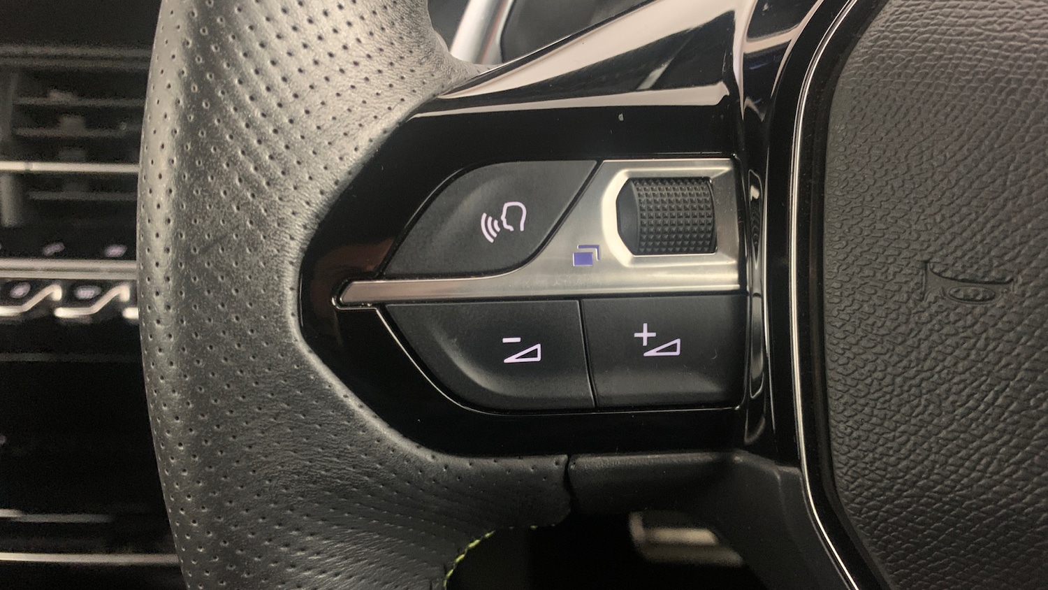 Used Peugeot 208 2023 for sale - 77121200: Photo 20