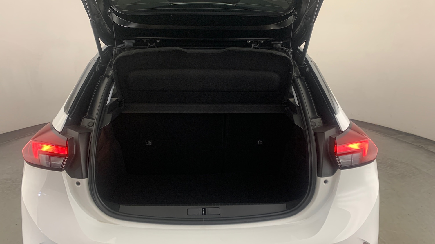 Used Vauxhall Corsa 2022 for sale - 77926659: Photo 5