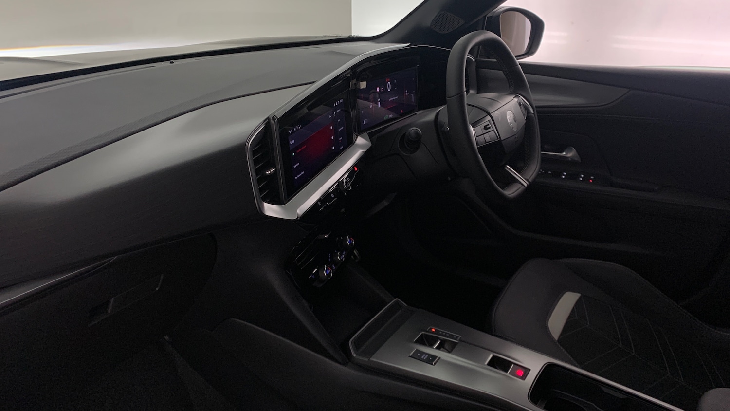 Used Vauxhall Mokka 2025 for sale - 77176161: Photo 2