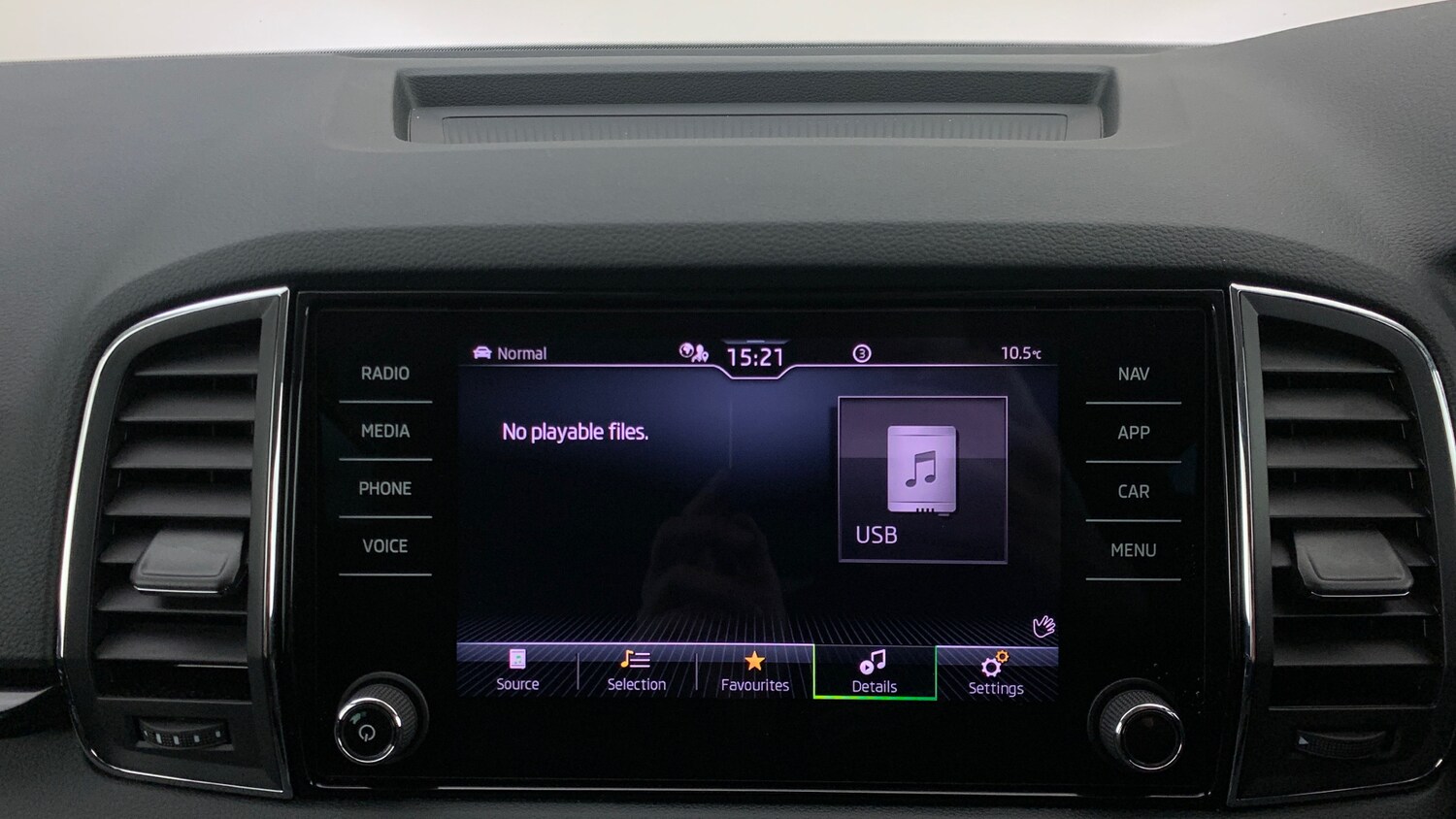 Used Skoda Karoq 2024 for sale - 76123593: Photo 26