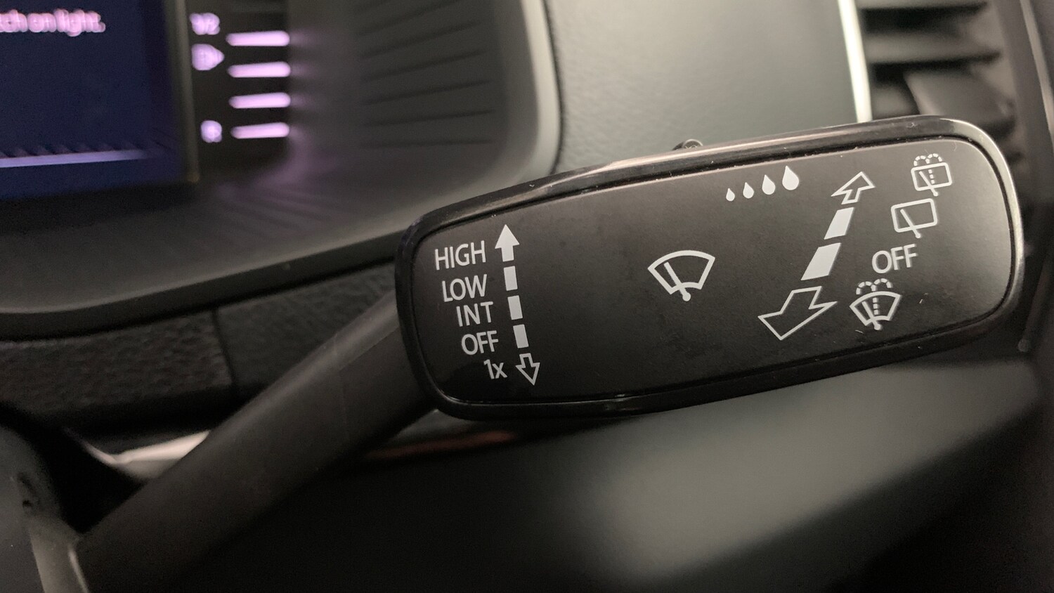 Used Skoda Karoq 2024 for sale - 76123593: Photo 37