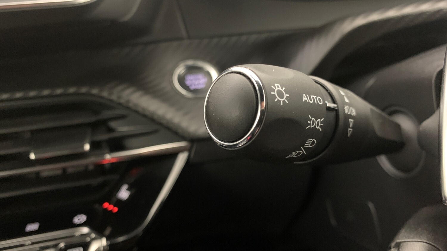 Used Peugeot 2008 2022 for sale - 76123542: Photo 32