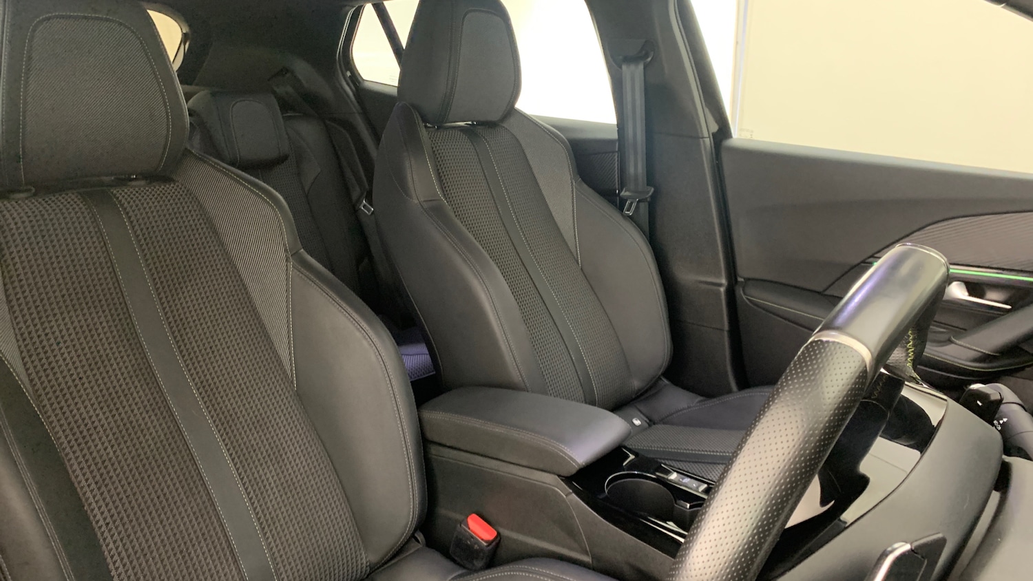 Used Peugeot 2008 2022 for sale - 76123542: Photo 36