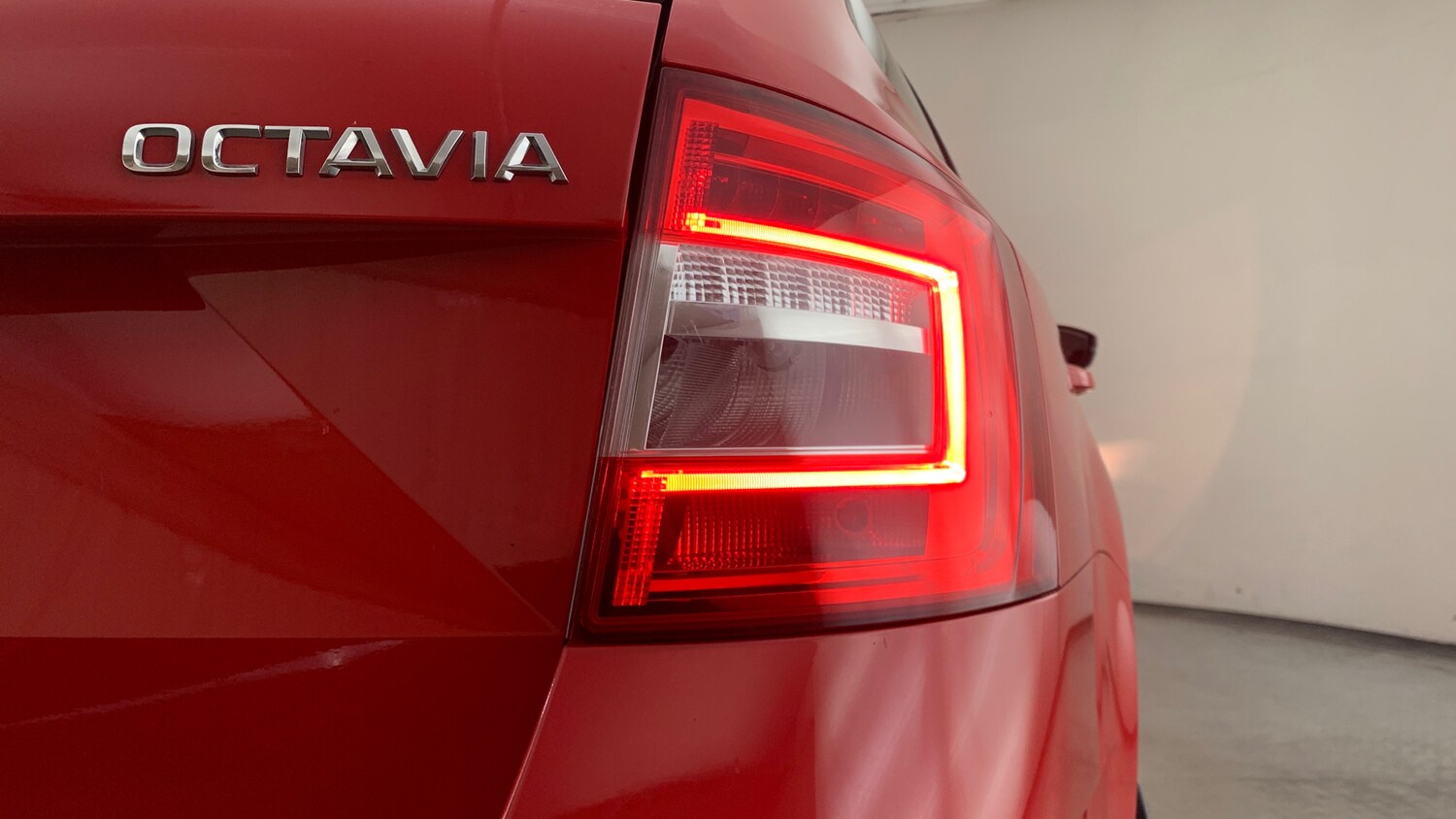 Used Skoda Octavia 2017 for sale - 76168039: Photo 39