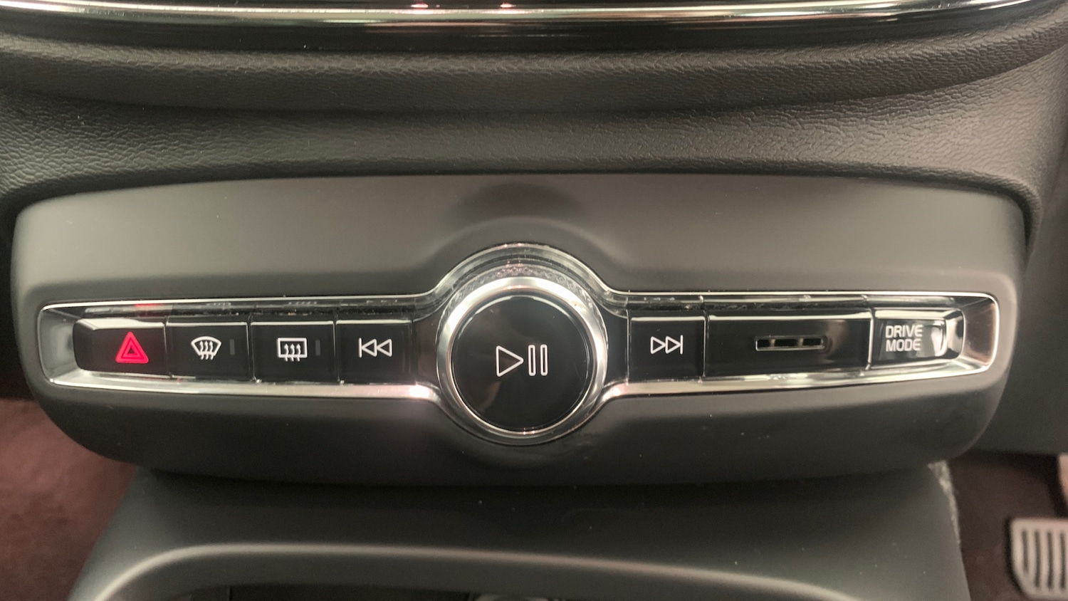 Used Volvo XC40 2018 for sale - 77754922: Photo 28