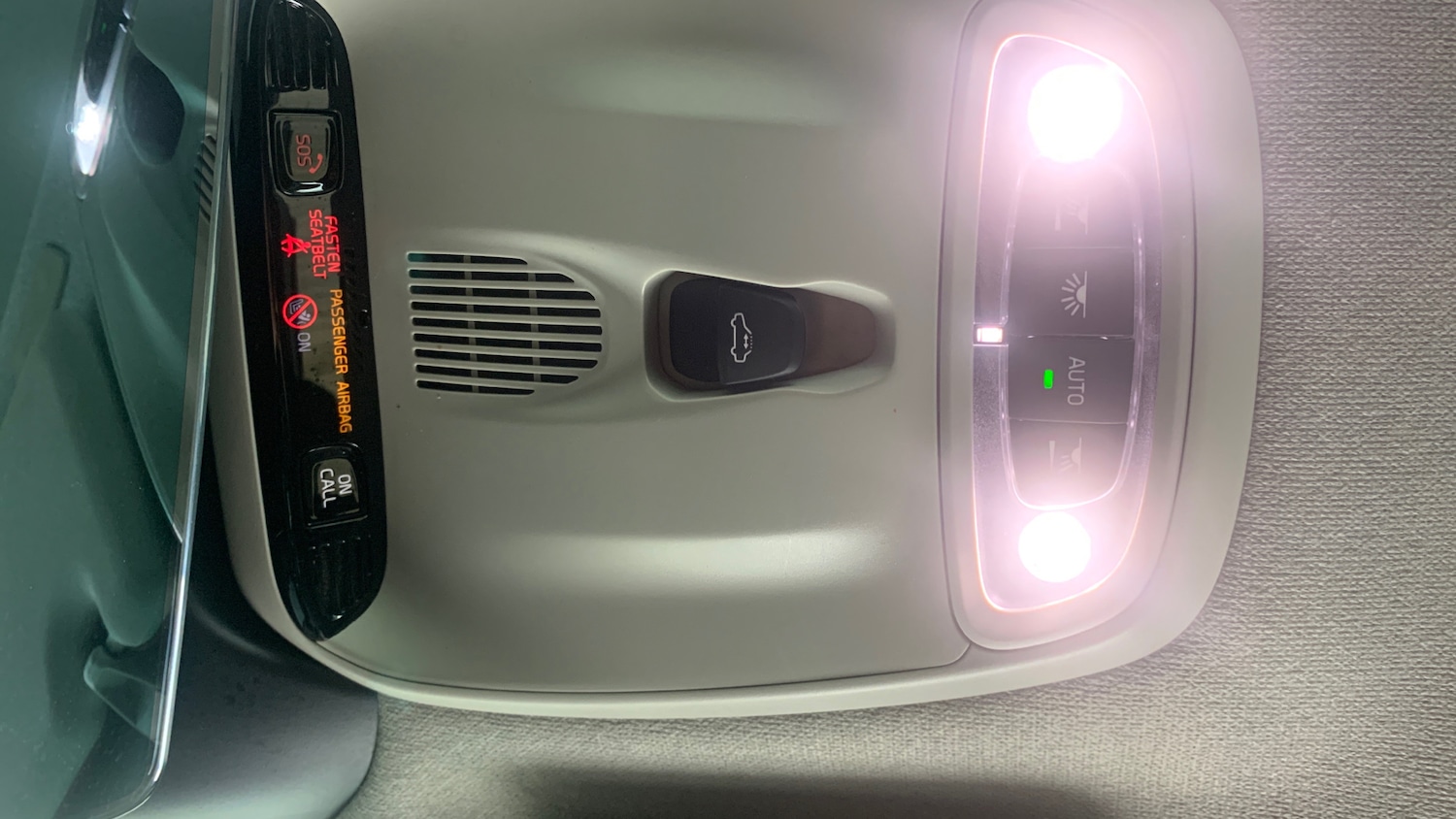 Used Volvo XC40 2018 for sale - 77754922: Photo 34