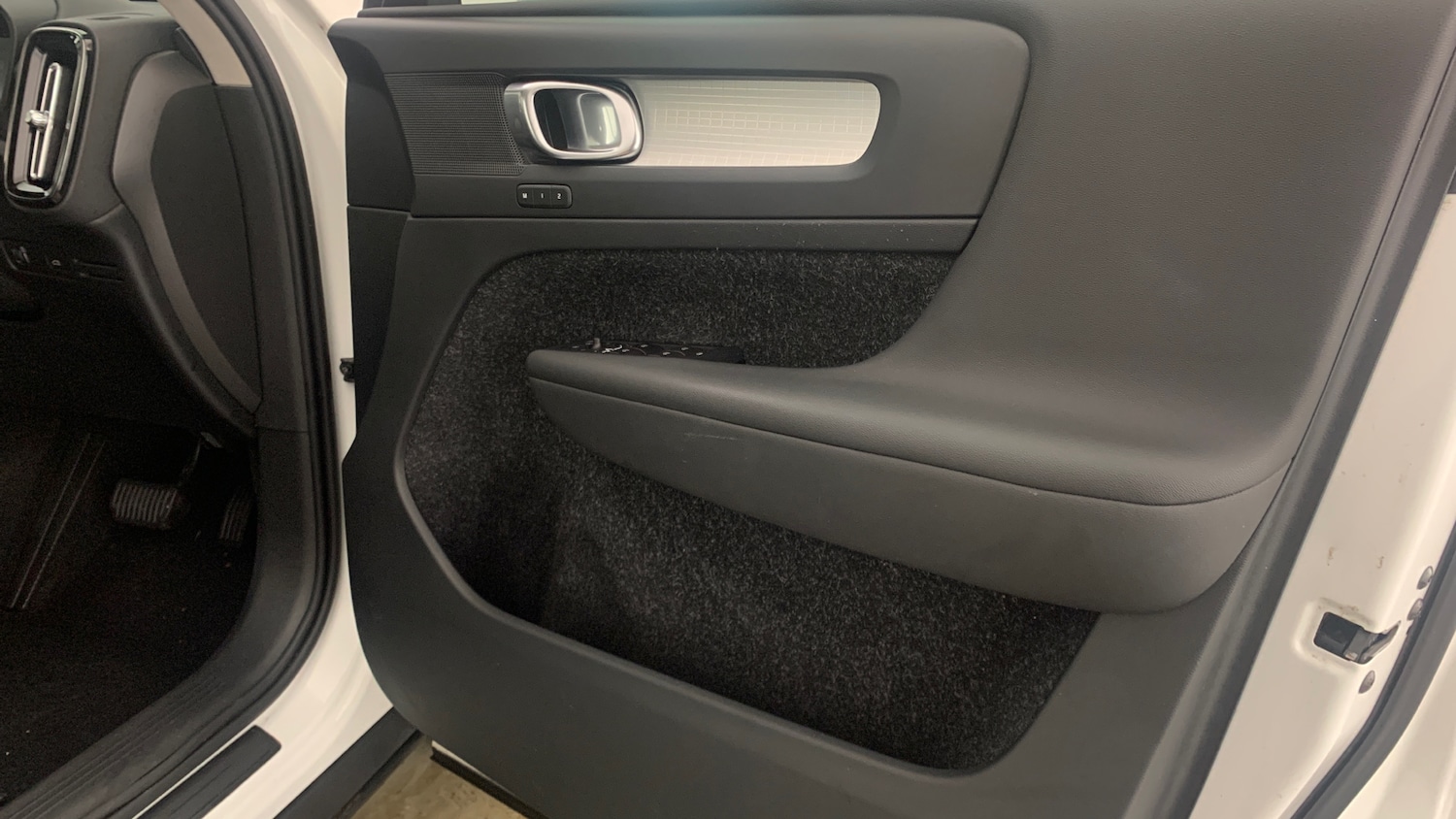 Used Volvo XC40 2018 for sale - 77754922: Photo 43