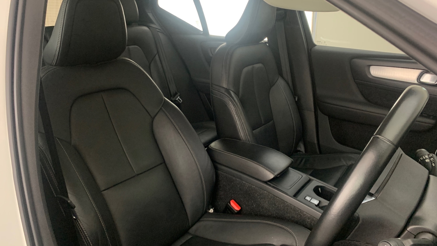 Used Volvo XC40 2018 for sale - 77754922: Photo 45