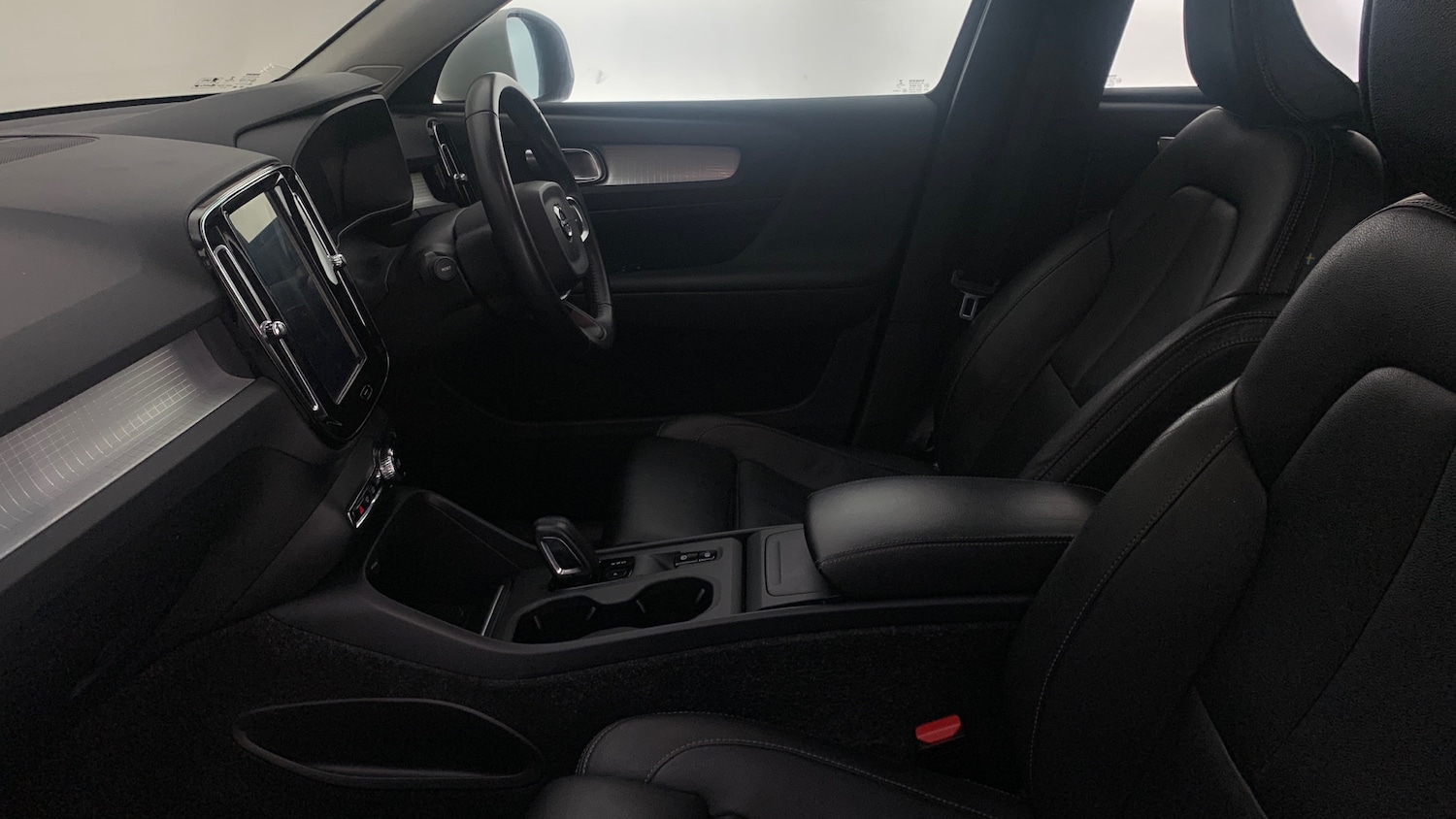 Used Volvo XC40 2018 for sale - 77754922: Photo 48