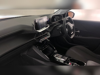 Used Peugeot 208 2024 for sale - 76887920: Photo