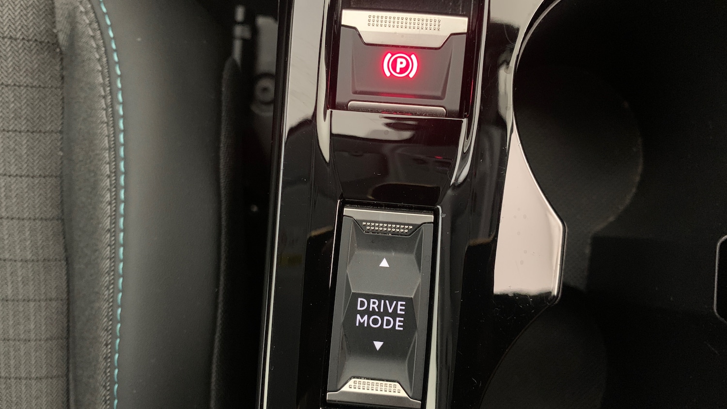 Used Peugeot 208 2024 for sale - 76887920: Photo 34