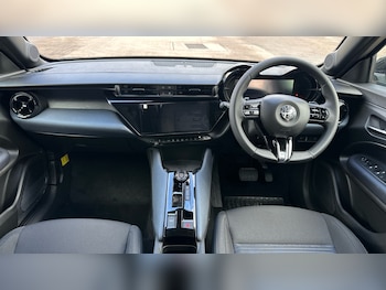 Used Alfa Romeo Junior 2026 for sale - 78336079: Photo