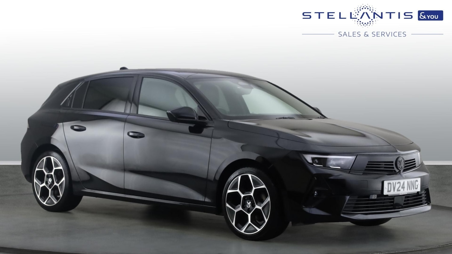 Used Vauxhall Astra 2024 for sale - 76110306: Photo 1