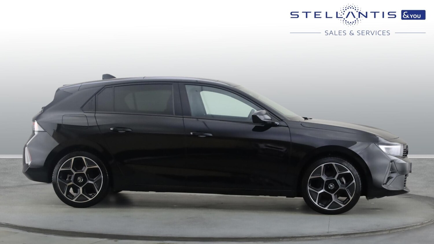 Used Vauxhall Astra 2024 for sale - 76110306: Photo 4