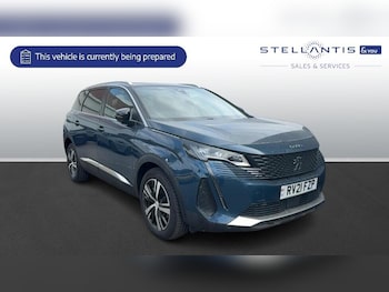 Peugeot - 5008
