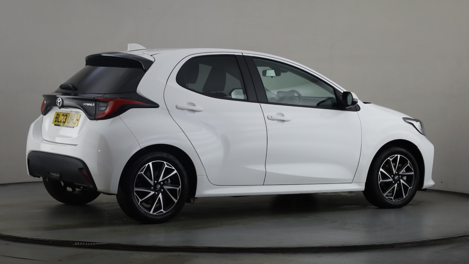 Used Toyota Yaris 2023 for sale - 76139392: Photo 12