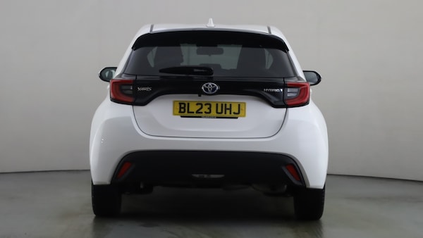 Used Toyota Yaris 2023 for sale - 76139392: Photo 13