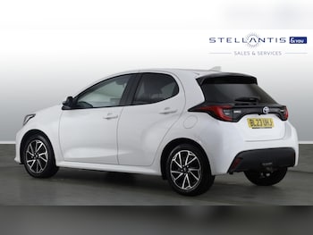 Used Toyota Yaris 2023 for sale - 76139392: Photo 3