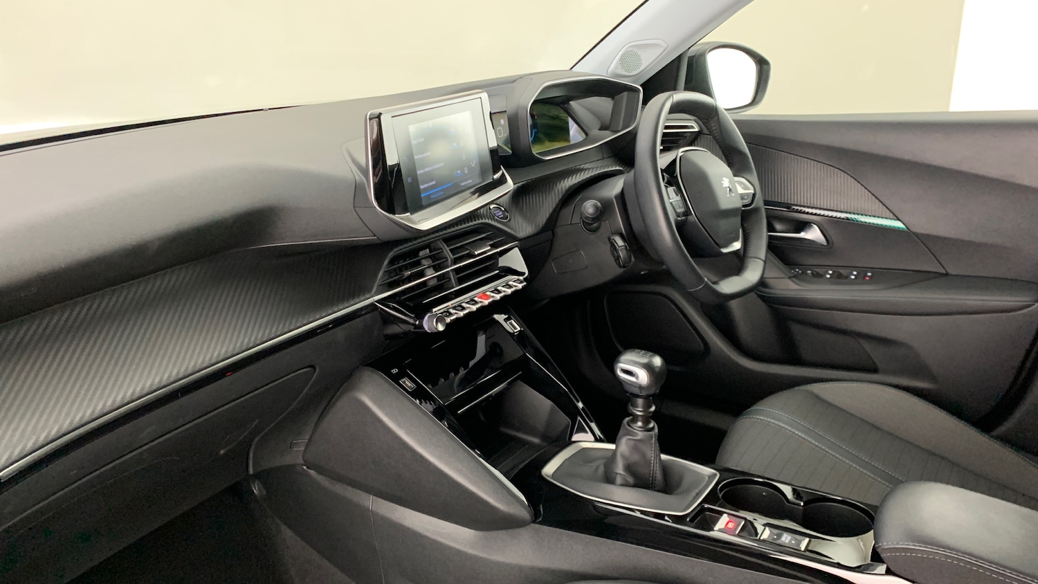 Used Peugeot 2008 2021 for sale - 76190356: Photo 2