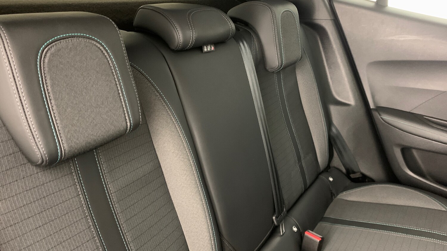 Used Peugeot 2008 2021 for sale - 76190356: Photo 7