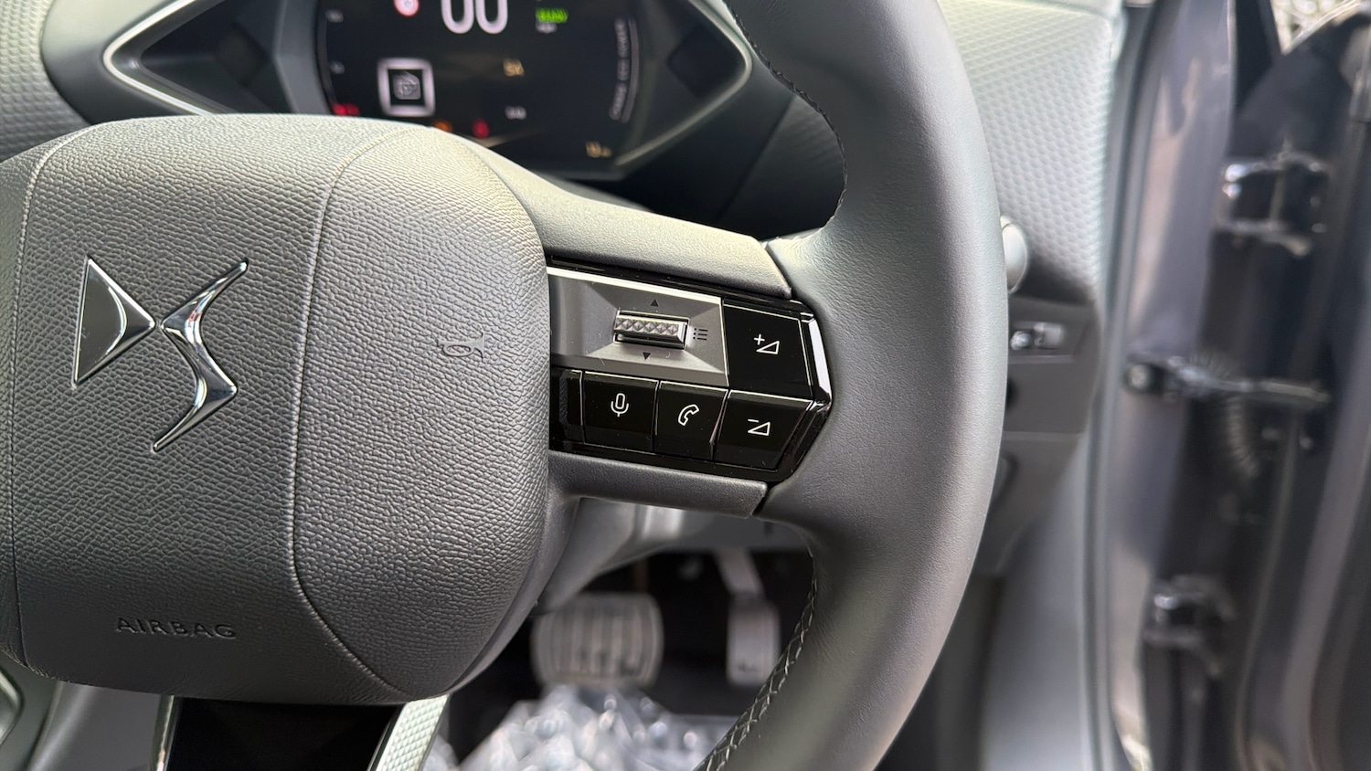 Used DS Automobiles DS 3 2025 for sale - 76350391: Photo 24