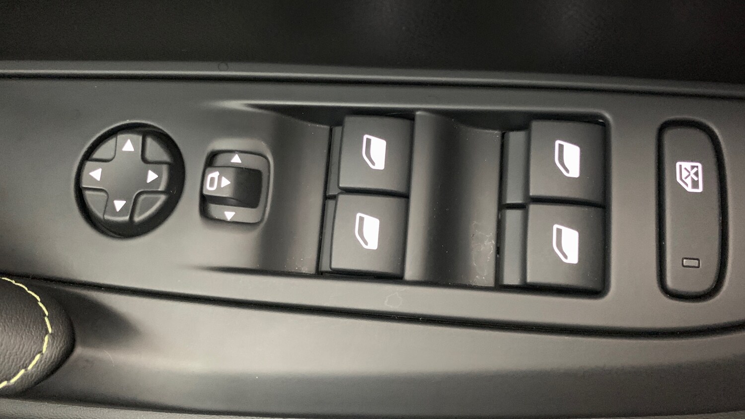 Used Peugeot 208 2024 for sale - 76410166: Photo 37