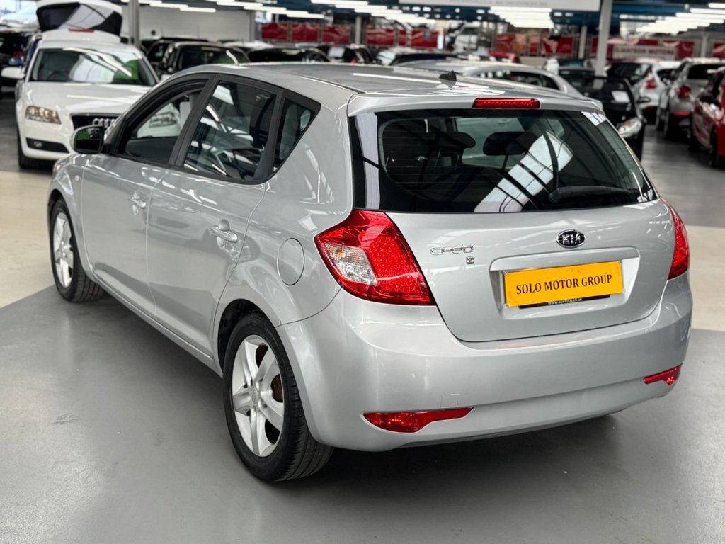 Used Kia Ceed 2009 for sale - 77764777: Photo 14