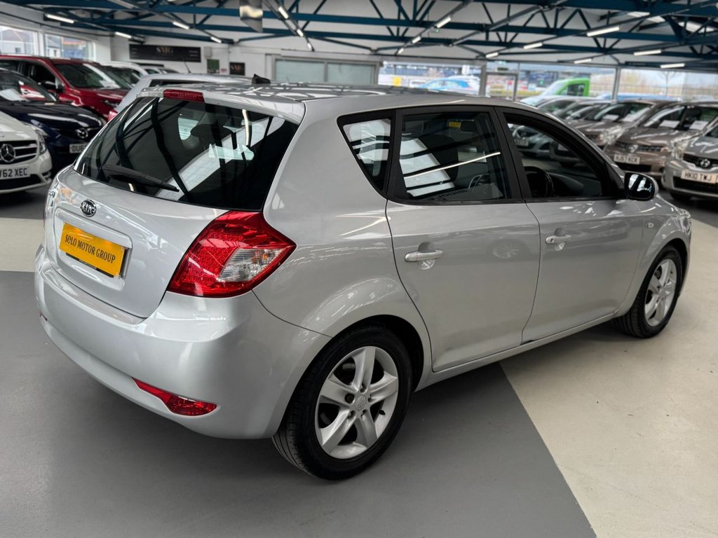 Used Kia Ceed 2009 for sale - 77764777: Photo 17