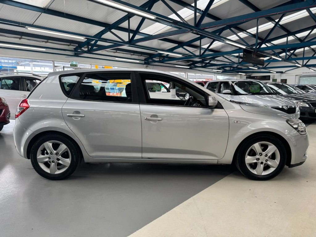 Used Kia Ceed 2009 for sale - 77764777: Photo 19