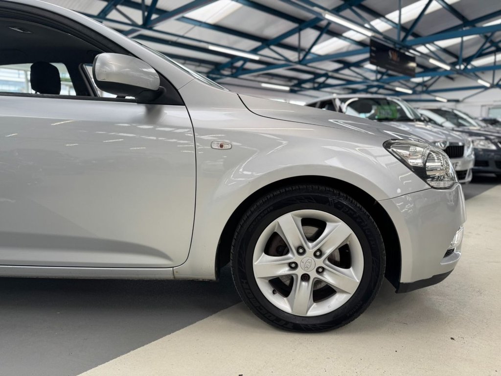 Used Kia Ceed 2009 for sale - 77764777: Photo 20