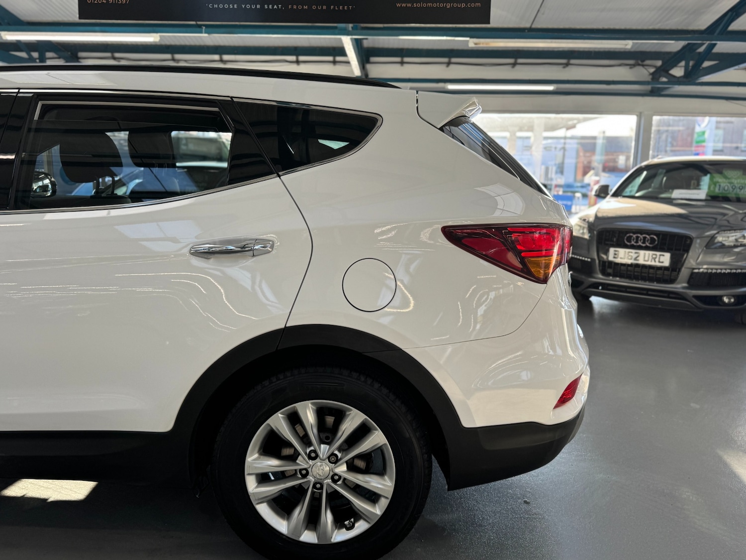 Used Hyundai Santa Fe 2016 for sale - 76366348: Photo 12
