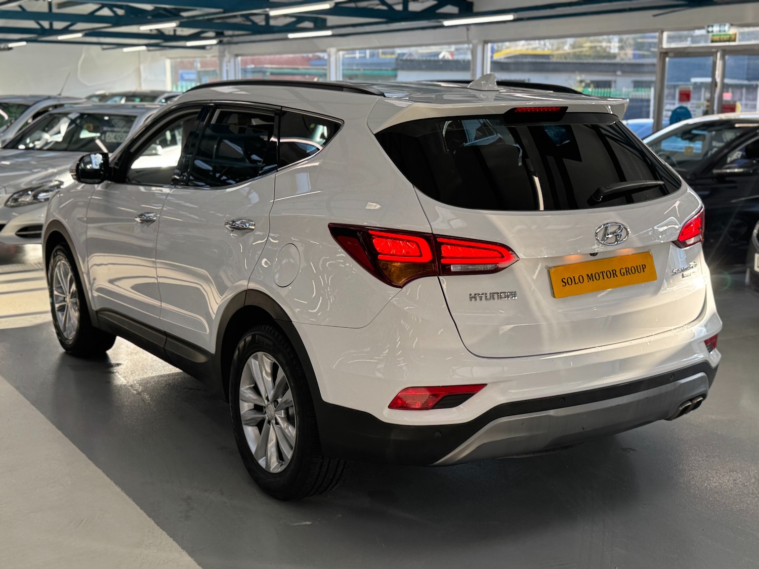 Used Hyundai Santa Fe 2016 for sale - 76366348: Photo 14