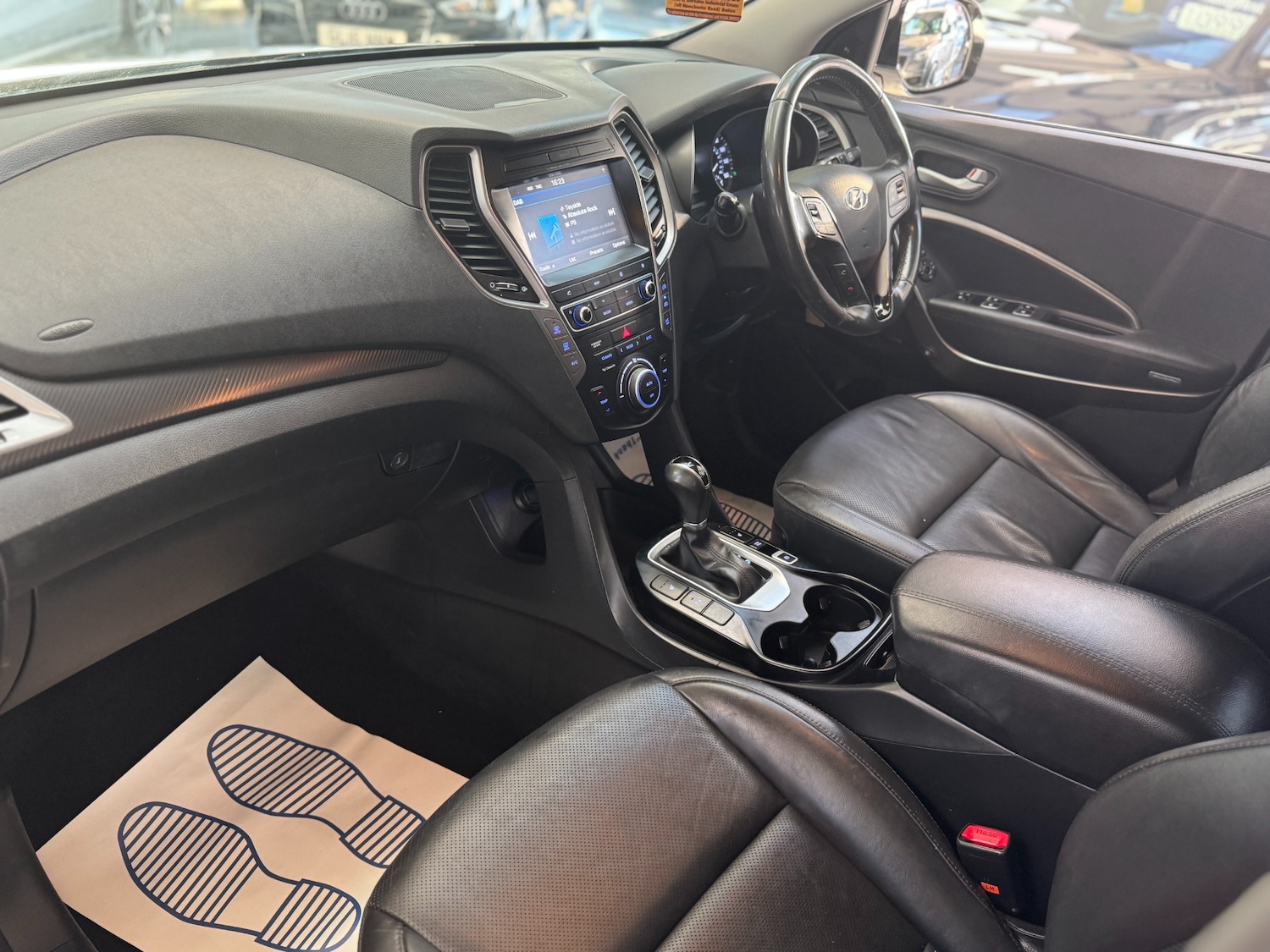 Used Hyundai Santa Fe 2016 for sale - 76366348: Photo 23